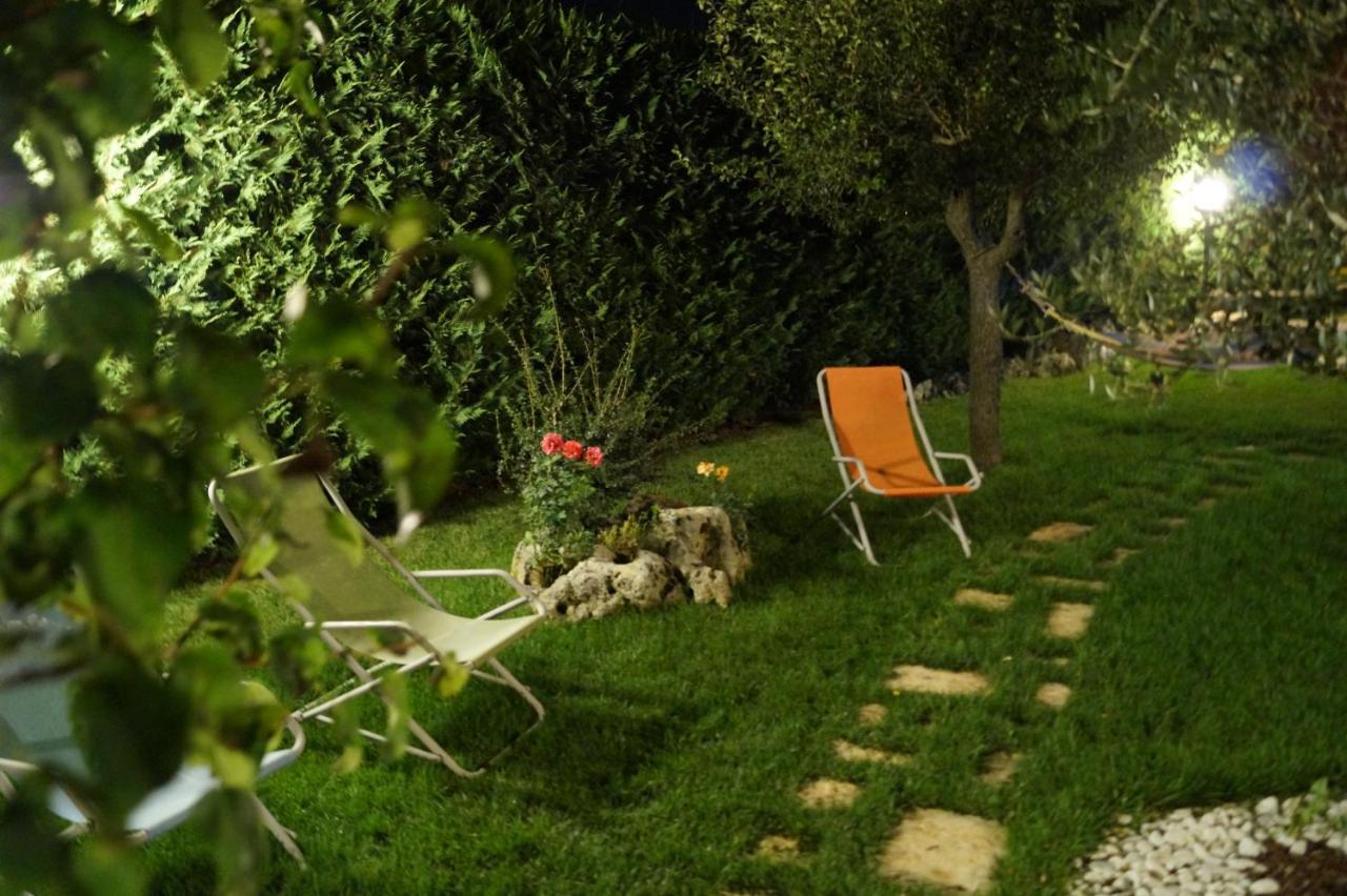 La Casa Del Nonno Bed & Breakfast Alberobello Exterior foto